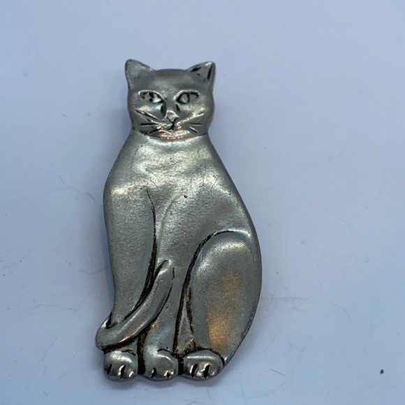 Vintage artisan signed pewter cat brooch pin - Picture 1 of 5